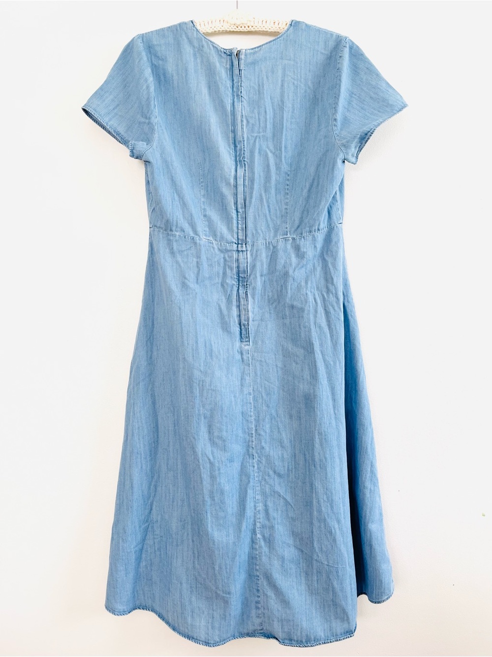 [Madewell] Indigo Button-Wrap Midi Dress in Faded Indigo - Picture 8 of 10